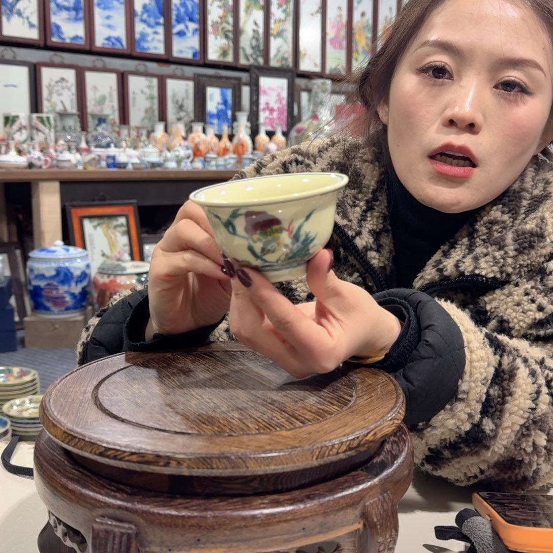 摆件瓷//////景德镇陶瓷瓷器。