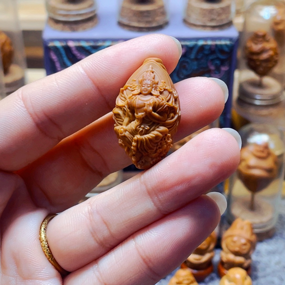 李***歆橄榄核手串/手链橄榄