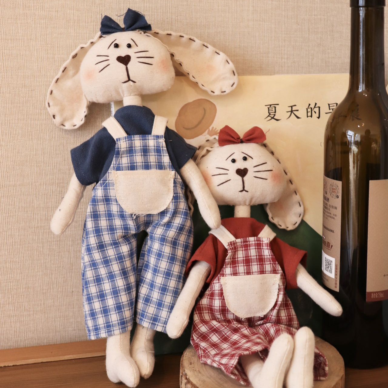 可爱漂亮的小猫人偶
