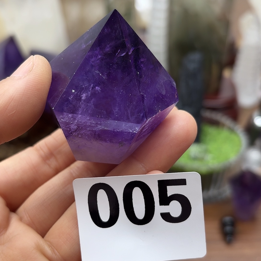 未镶嵌水晶大型摆件（非配饰）