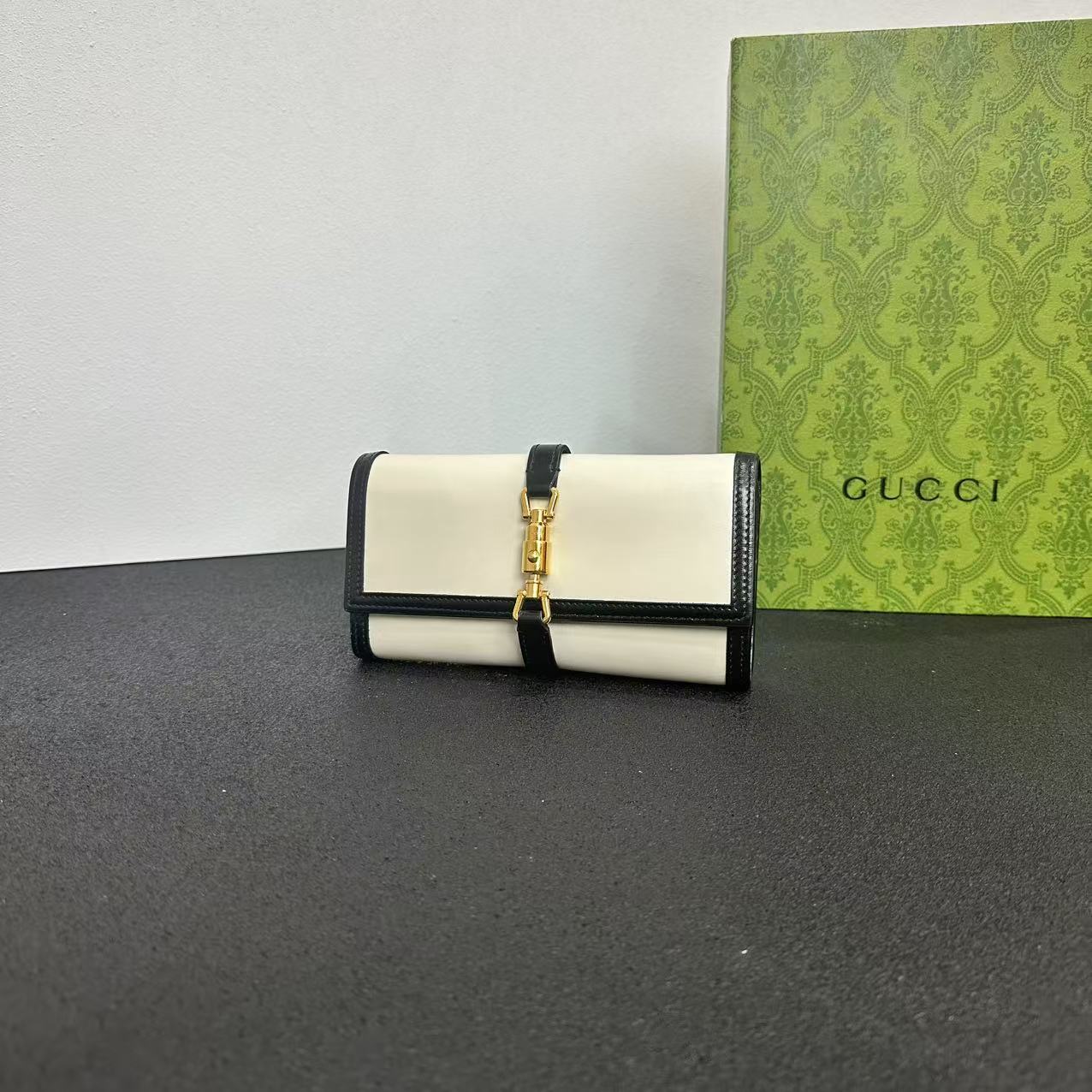 未使用 GUCCI/古驰 壹所奢品/1961woc白色黑边/单肩斜跨包/闲置