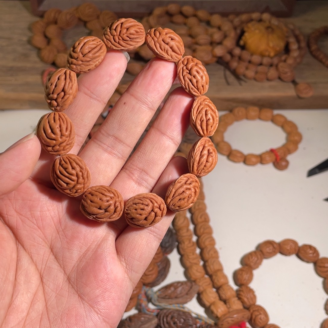 阿***靖桃核手串ggedfgvhjjjjjfggg