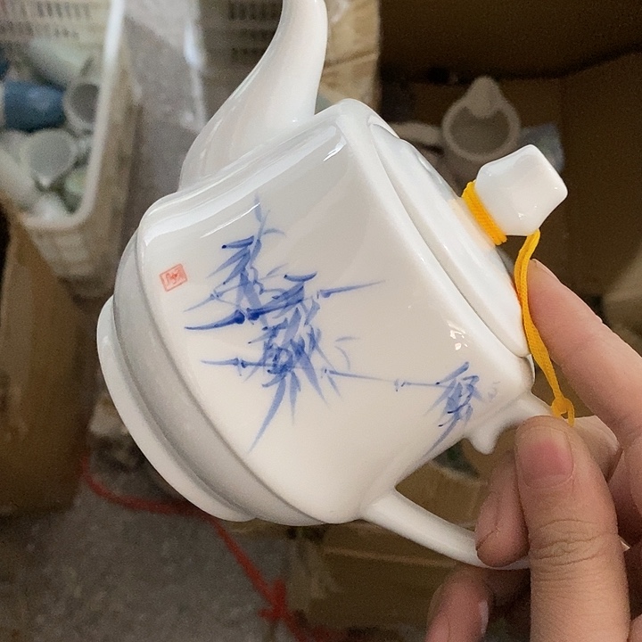 陶瓷艺术品及陶瓷制品