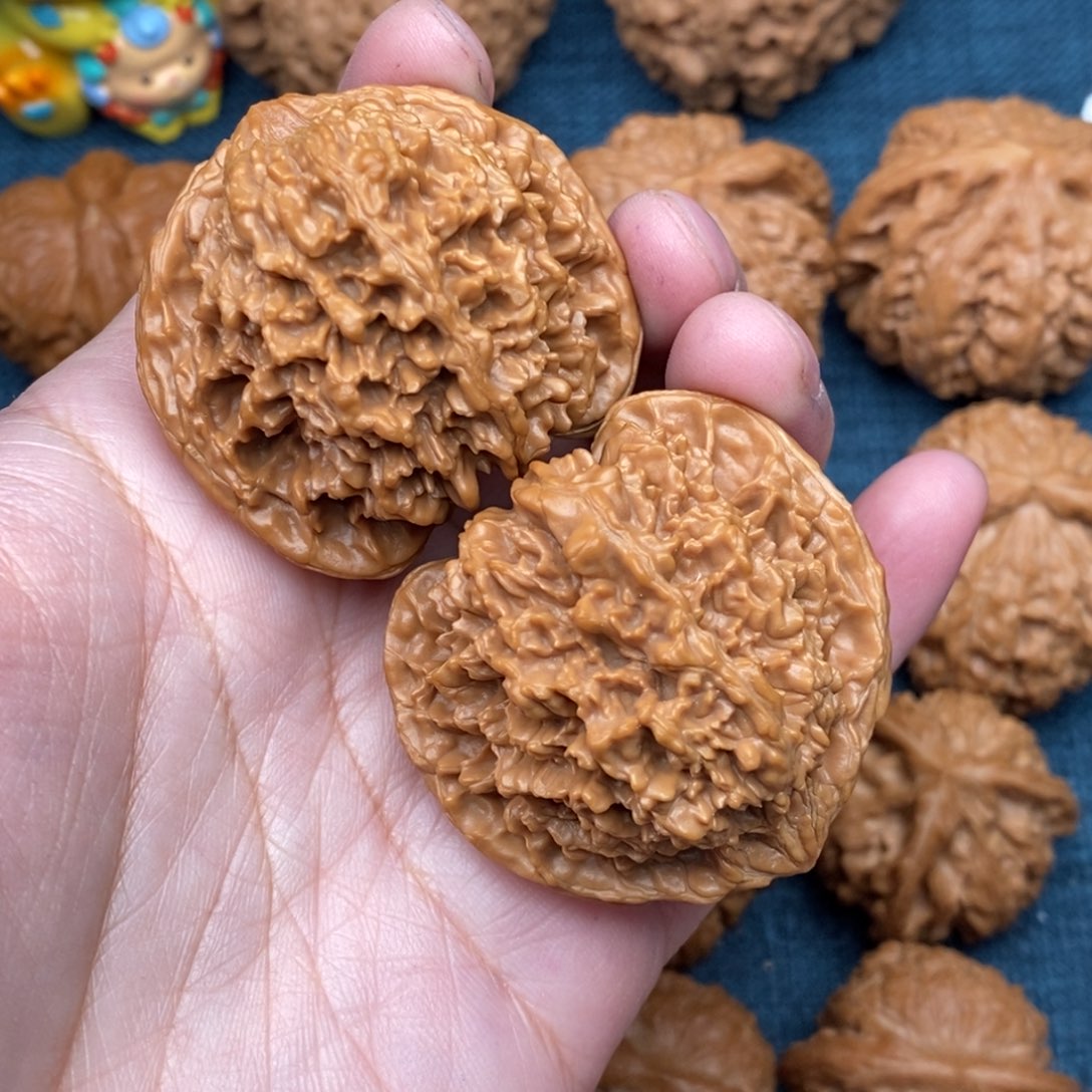 文玩核桃把件小****吖43全品满天星