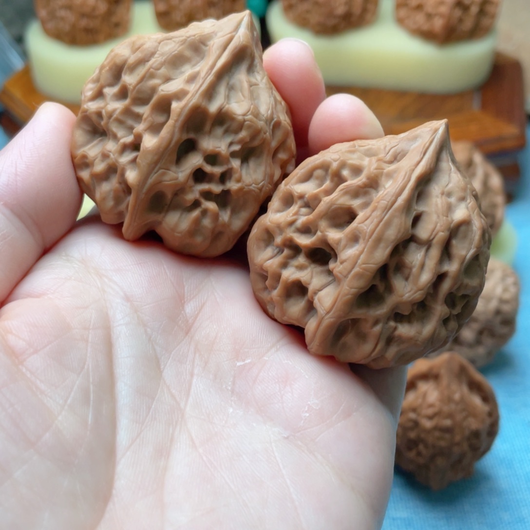 吊坠桃核41平谷火苗