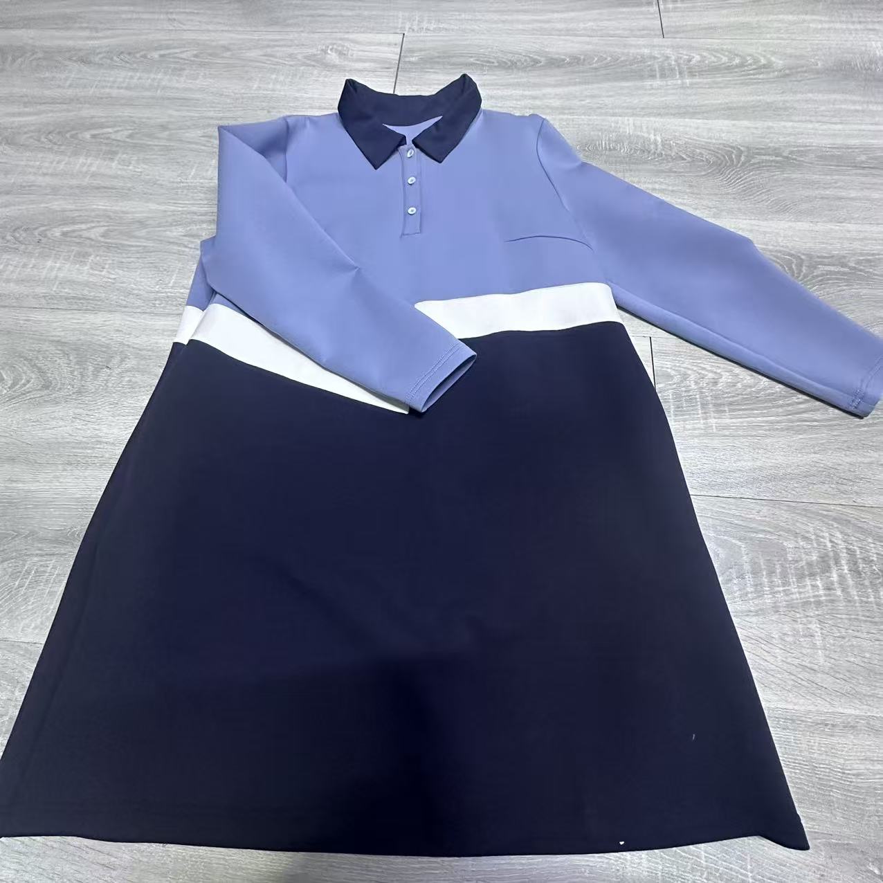 微瑕疵介意别拍不影响穿--撞色中长款卫衣裙35220