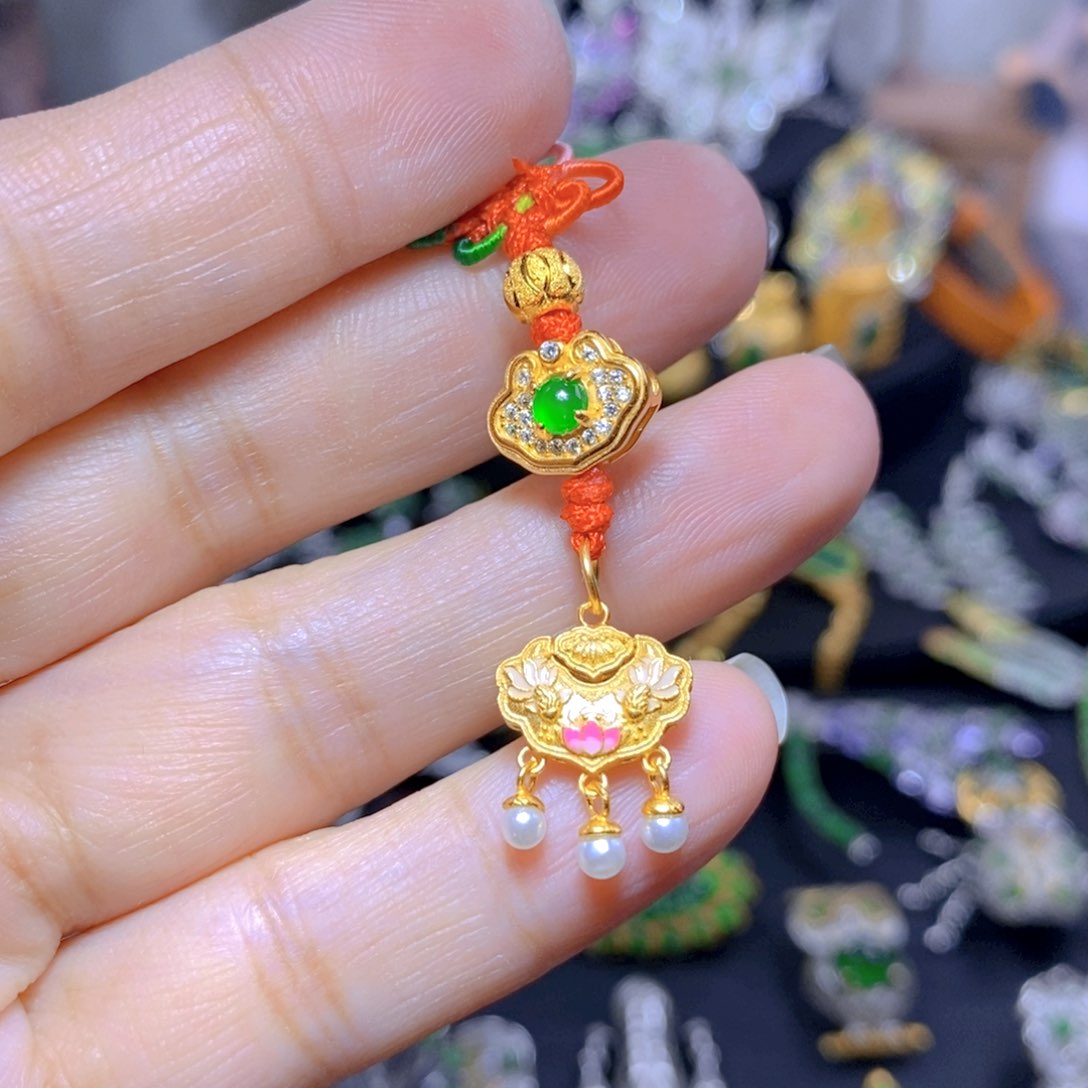 翡翠银S925镶嵌耳饰天然翡翠