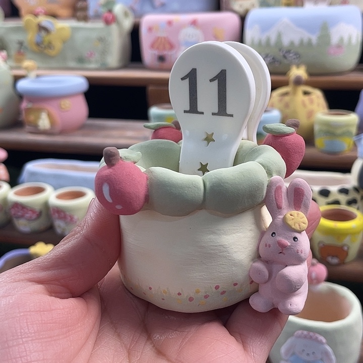 11…..手工手绘花盆