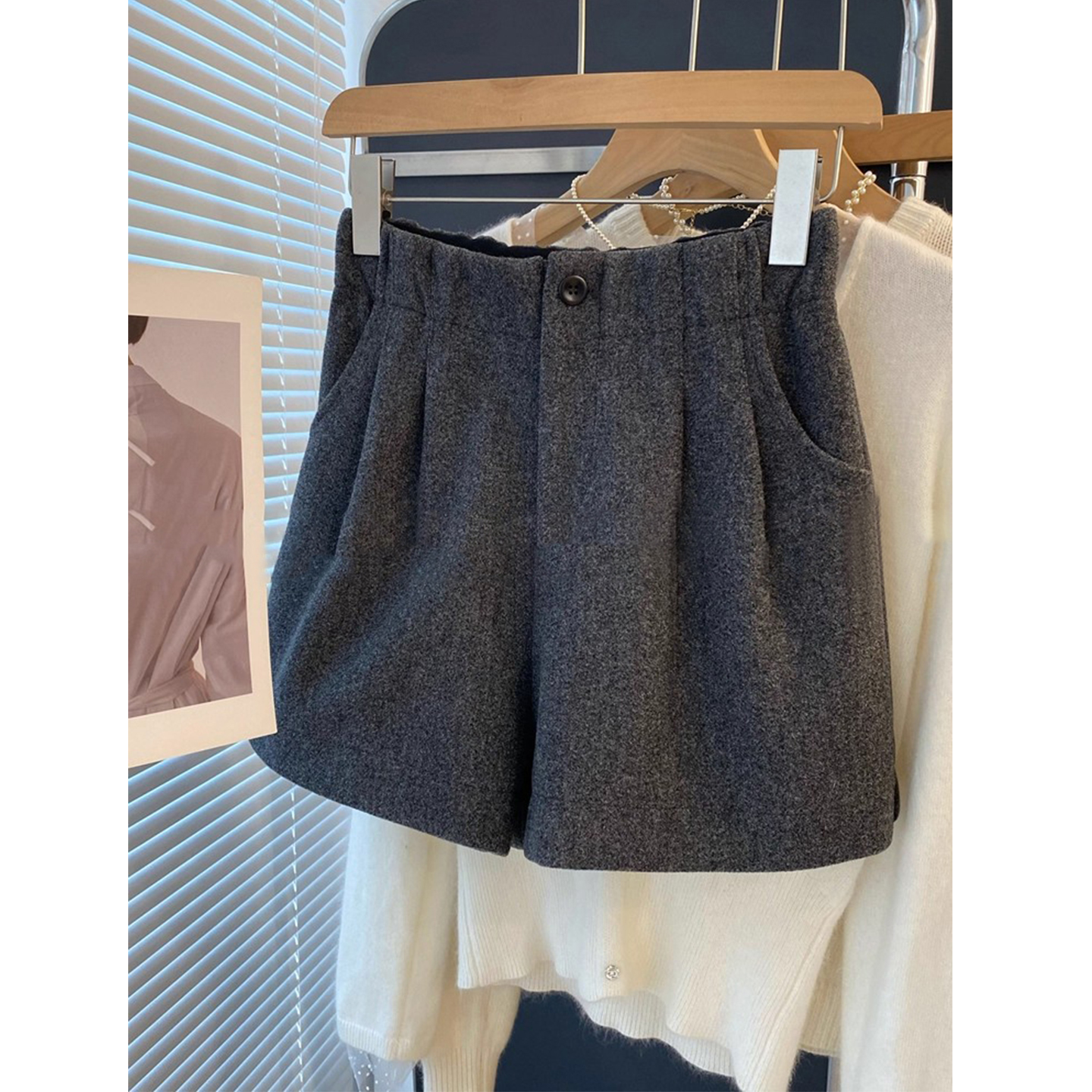 高腰毛呢短裤女2025秋冬加厚外穿靴裤小个子显瘦大码阔腿a字裤子