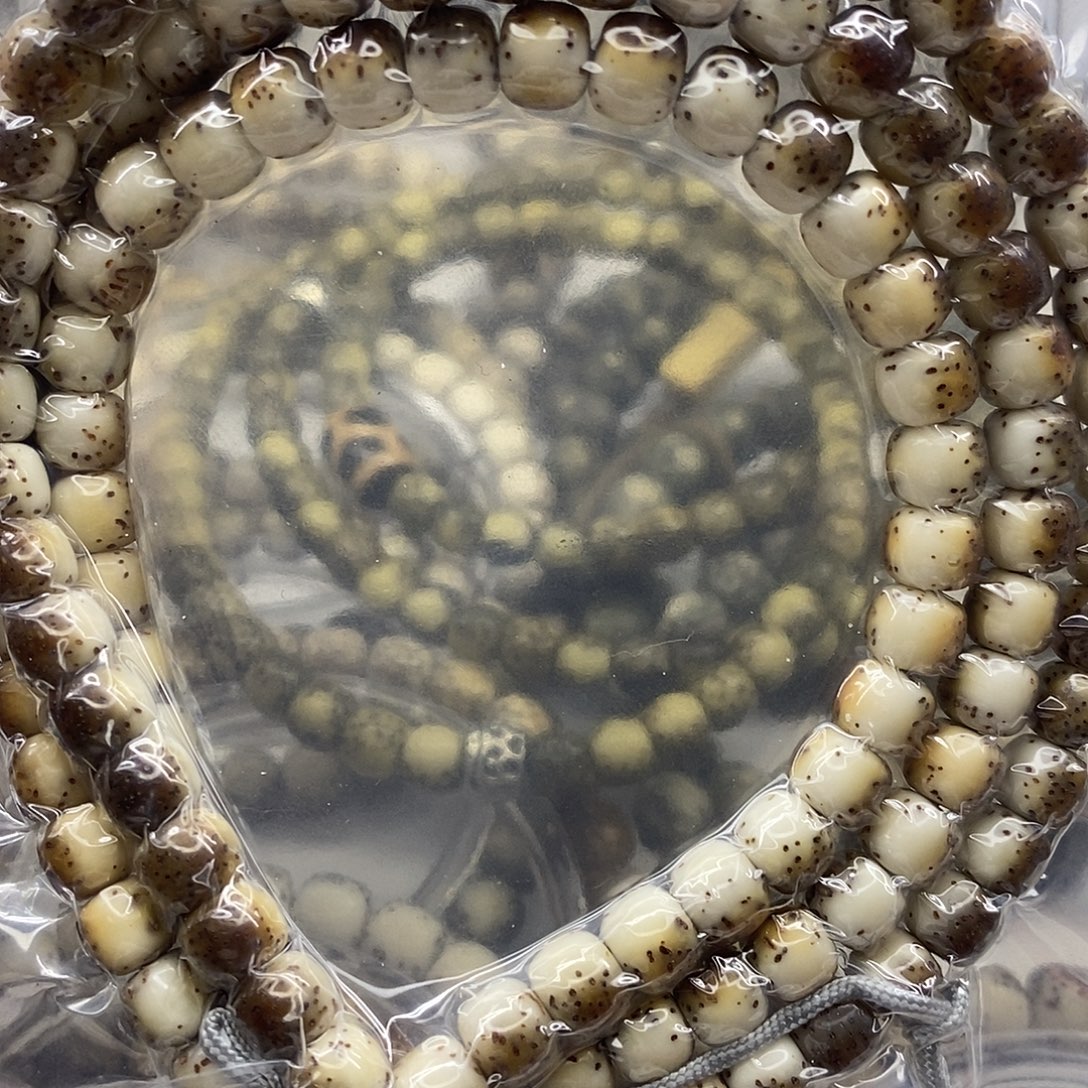 星月菩提手串河豚