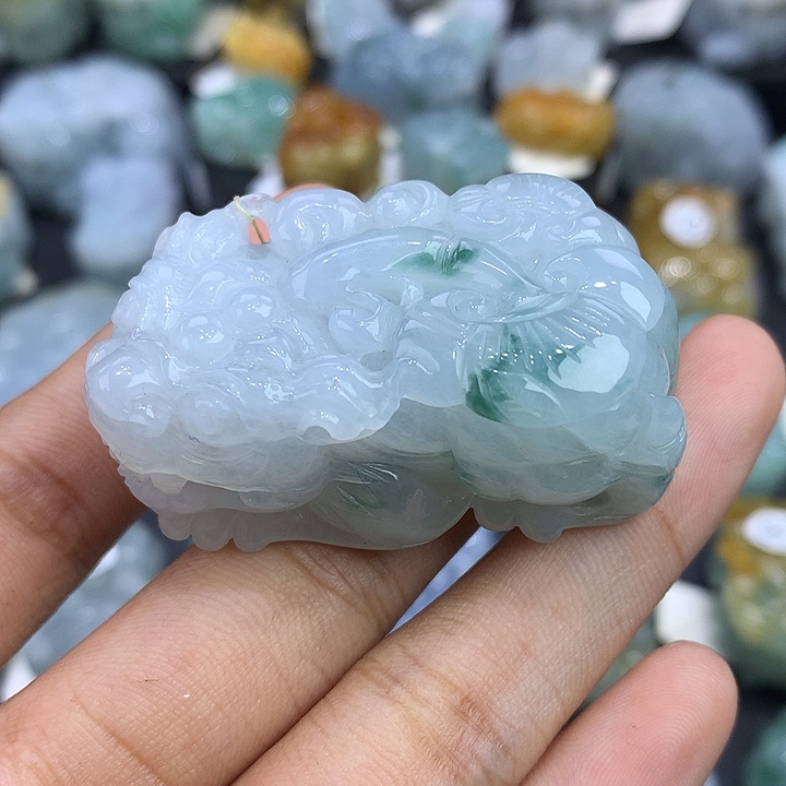 翡翠未镶嵌颈饰天然缅甸翡翠