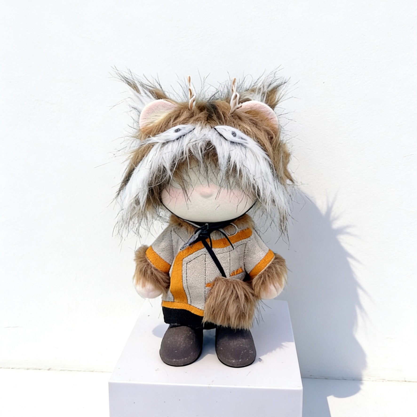 熊猫潮玩 鄂伦春族女孩 32厘米创意潮玩大号手工摆件潮流摆件精美