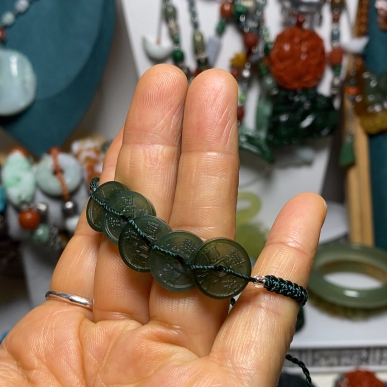 【闪购商品】蛇纹石玉未镶嵌吊坠