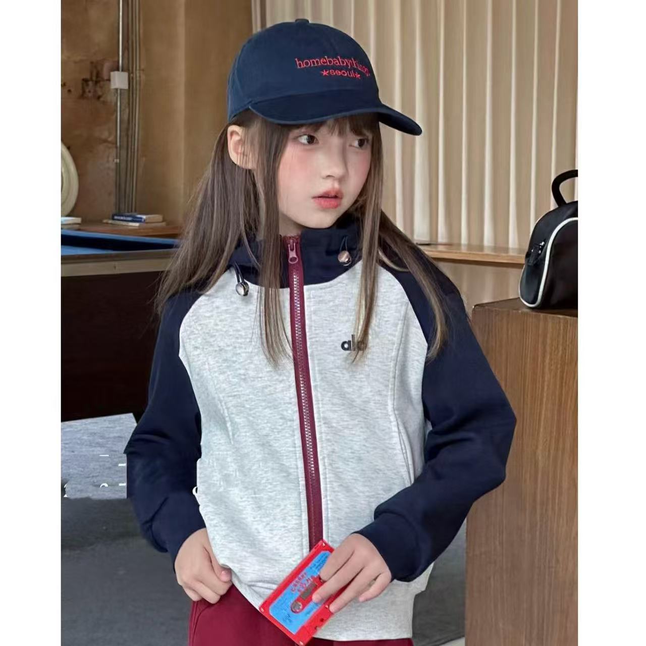 女童秋款拼接运动长袖外套实穿又百搭Z26001