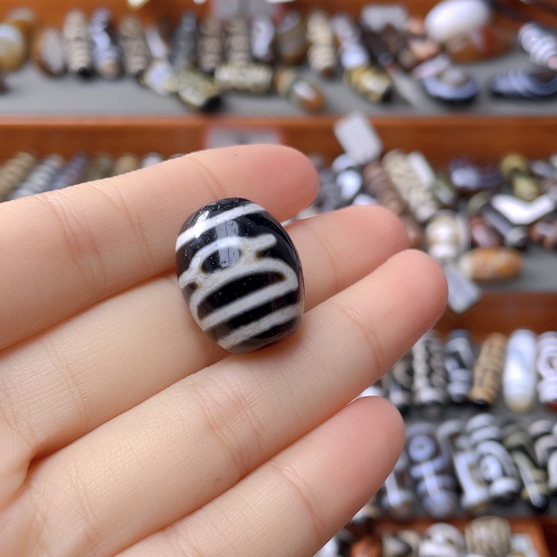 未镶嵌颈饰玛瑙/玉髓