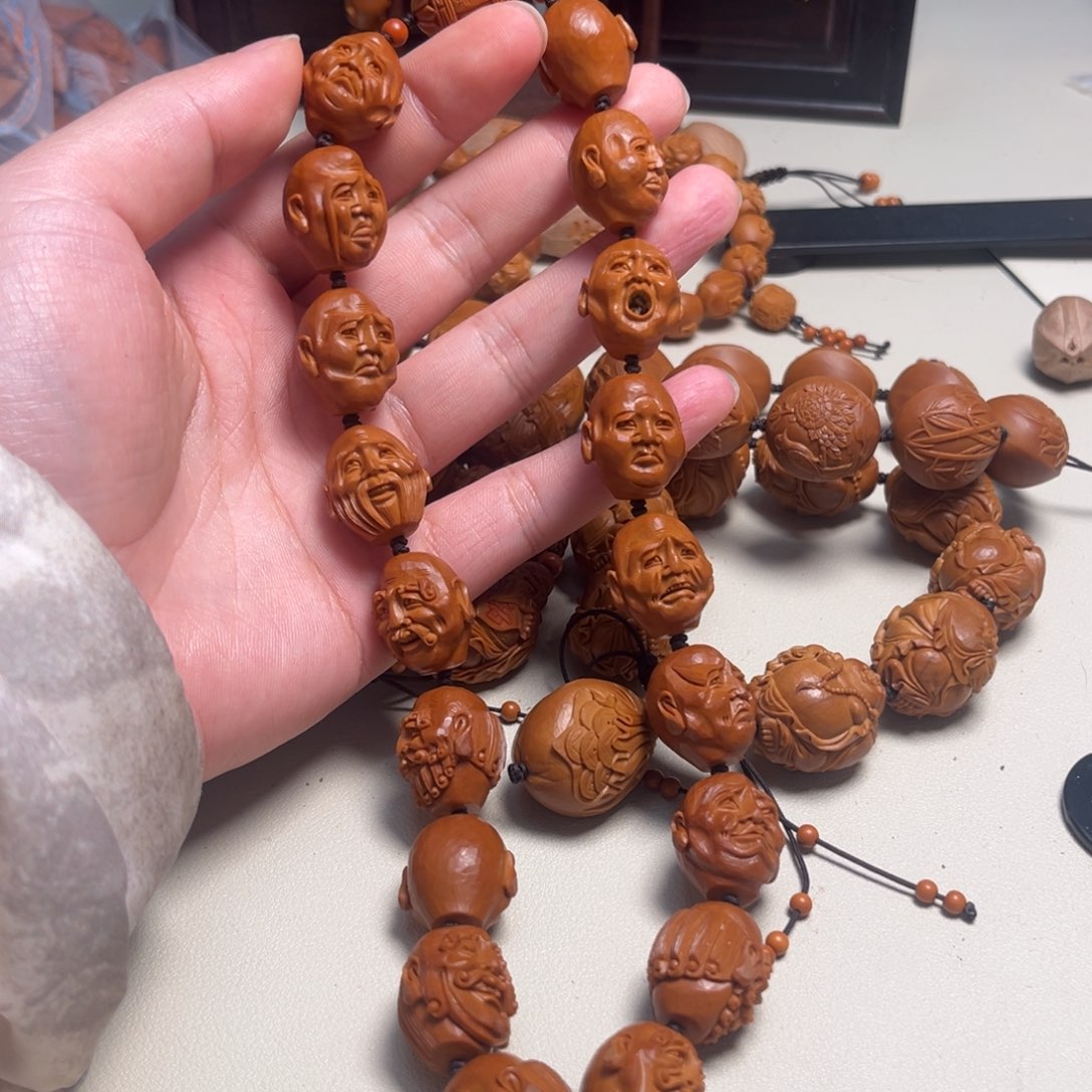 橄榄核吊坠策*十八罗汉