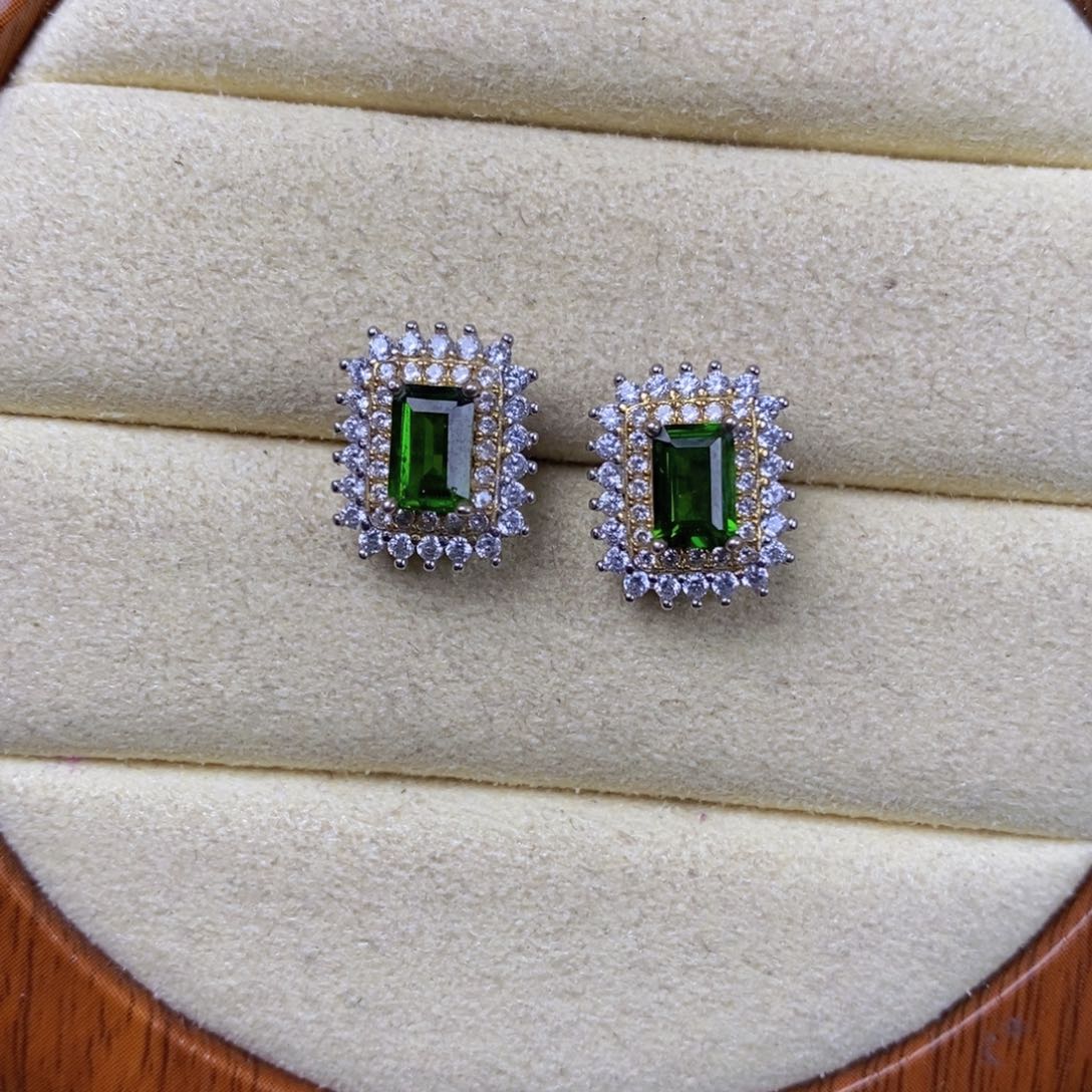 透辉石耳饰银S925镶嵌