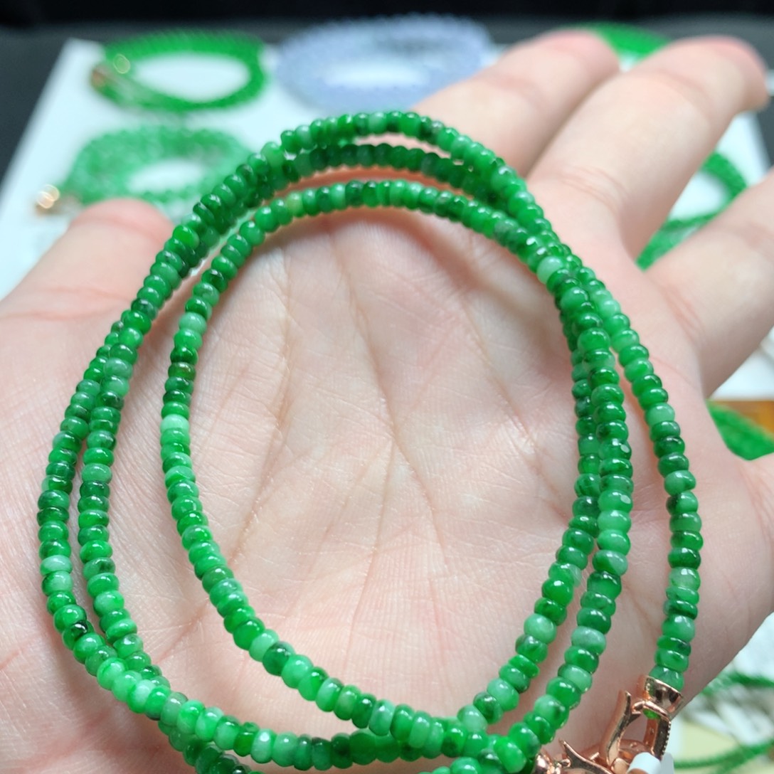 翡翠未镶嵌手链翡翠