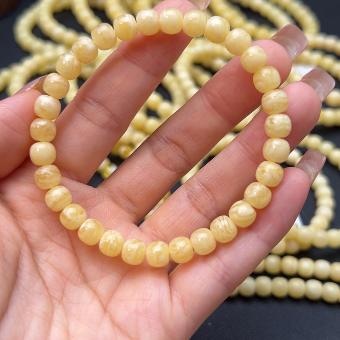 蜜蜡未镶嵌手链6.8