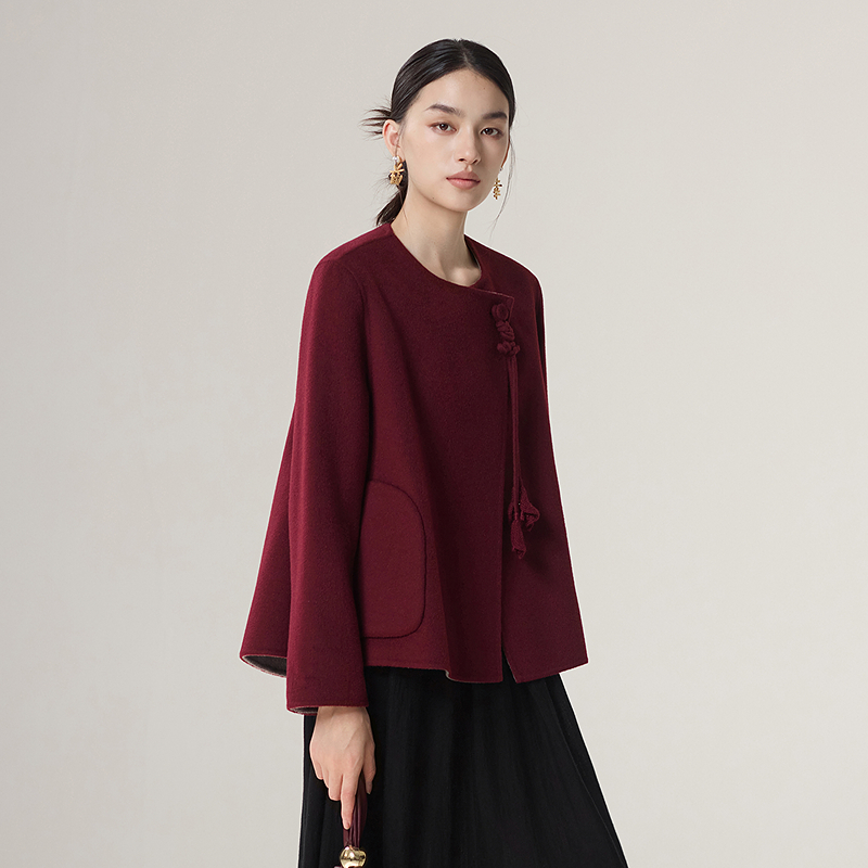 生活在左绵羊毛双面呢外套双穿手钩花气质短款2025秋冬新款上衣女