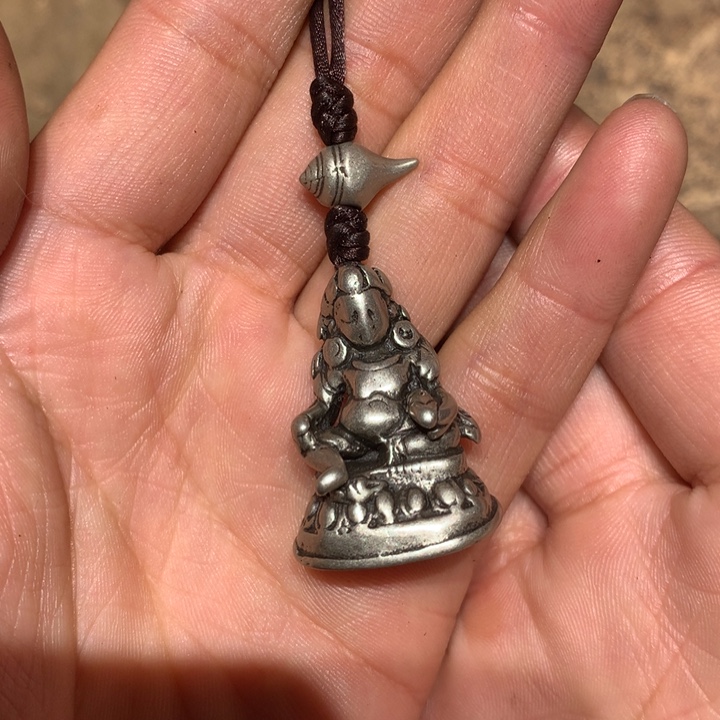 琉璃颈饰喜欢的朋友