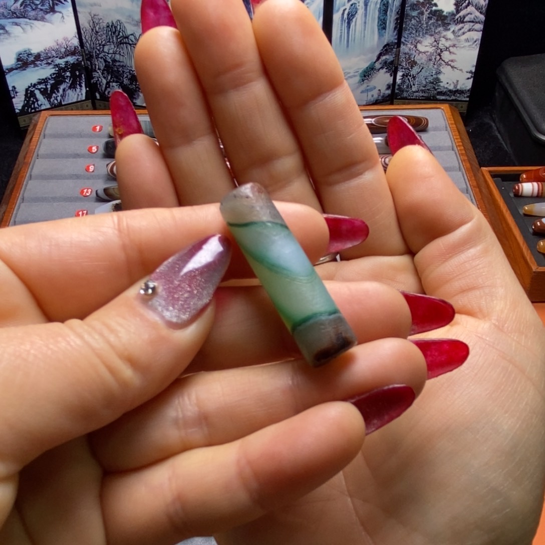 玛瑙/玉髓颈饰未镶嵌江*