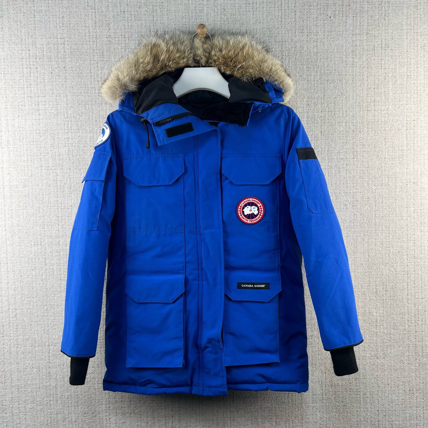 99新 CANADA GOOSE 远征 PBI北极熊 连帽派克羽绒服/尺码XS/9164