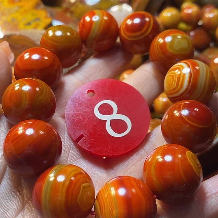 8***8玛瑙/玉髓未镶嵌手链