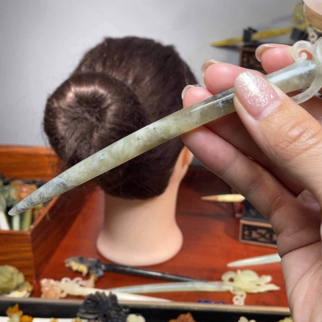 P***^蛇纹石玉合金发饰