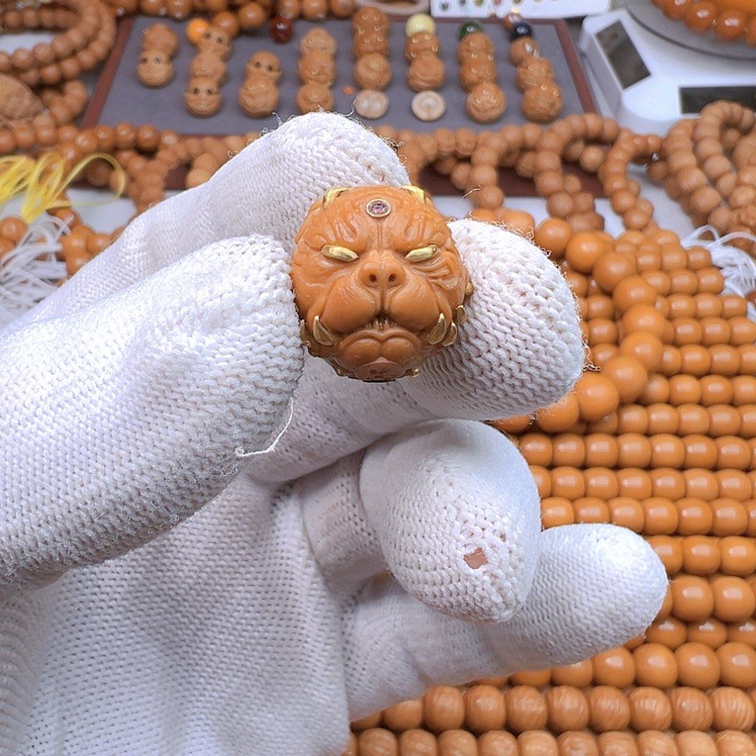 为***狂手串猴头核桃精工镶嵌