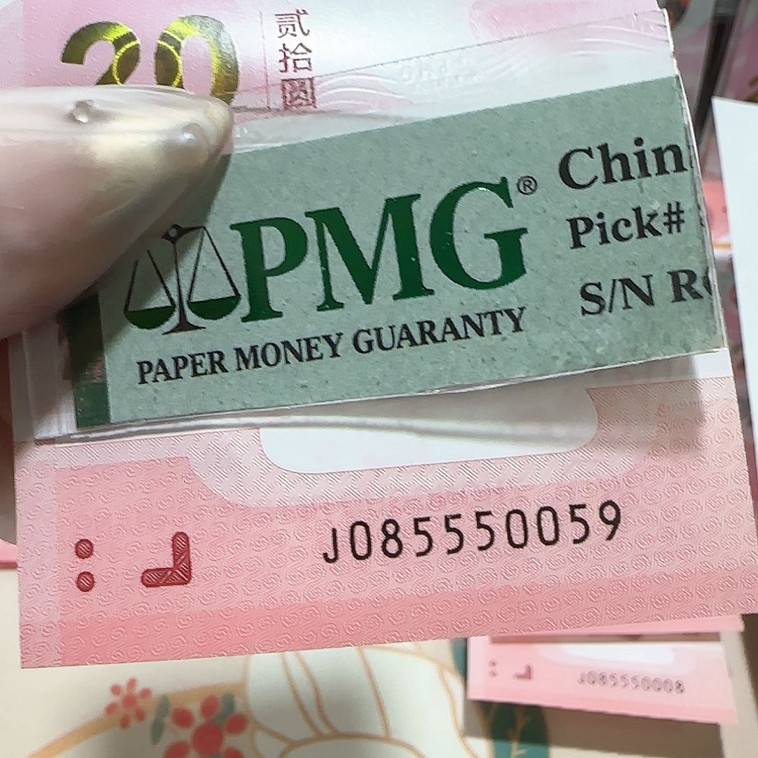 塑料085550059。。。金马包美评67分