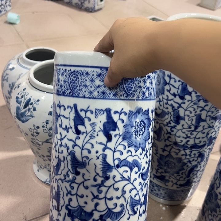 瓷片瑕。。。。。。。。。。。。。