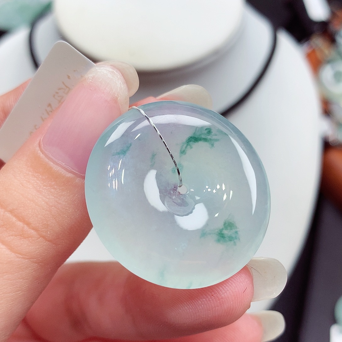 翡翠未镶嵌颈饰翡翠106，29.9/5.6