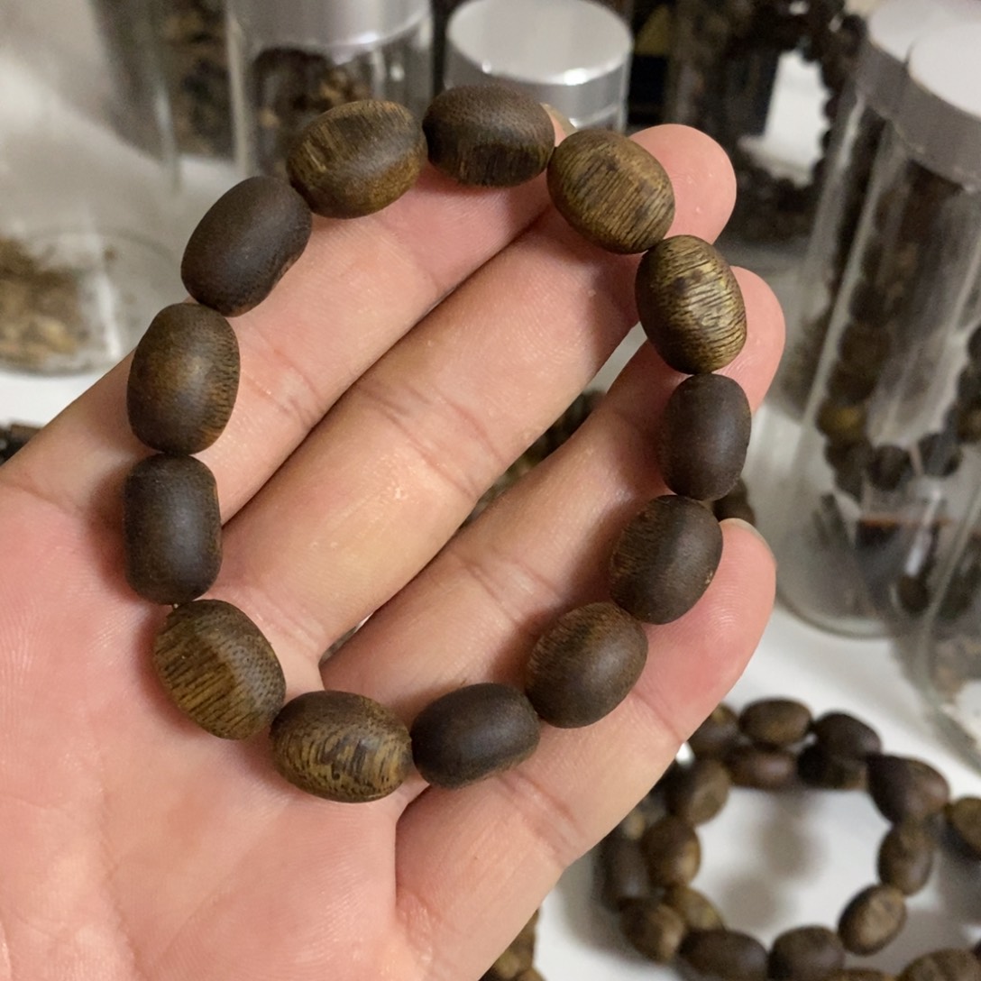 沉香沉香碎屑溜疤1.0