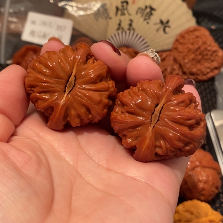 文玩核桃吊坠40白狮子510