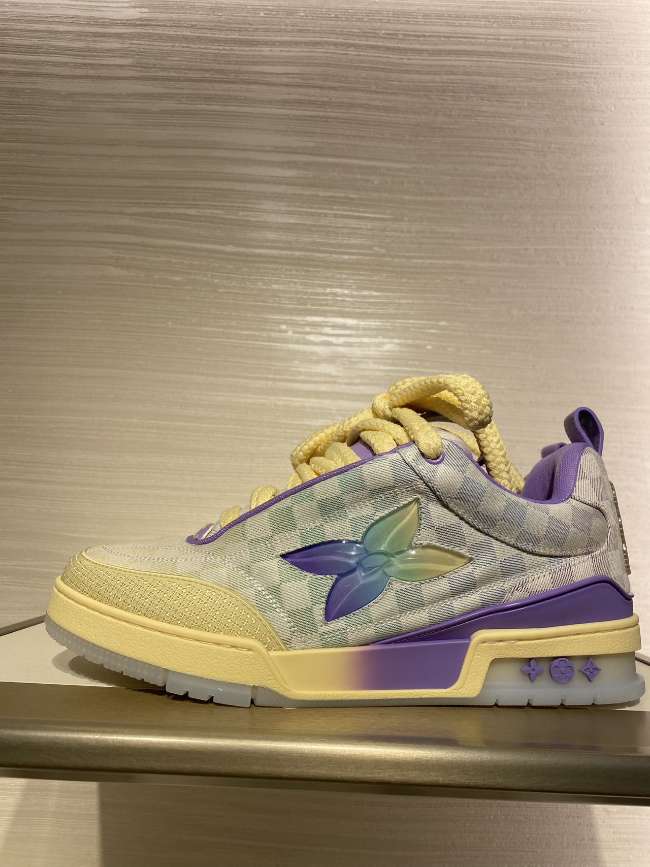 全新未使用 LouisVuitton/路易威登 LV trainer 紫黄拼色板鞋
