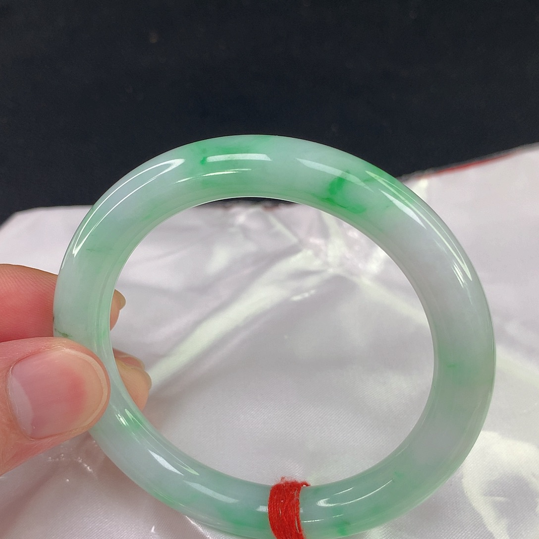 翡翠手镯未镶嵌107