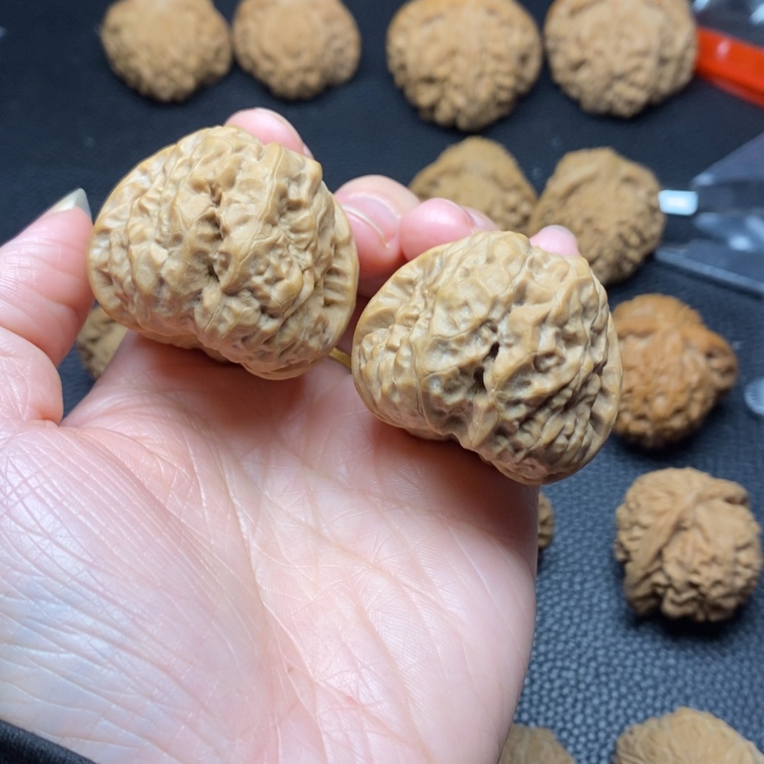 文玩核桃把件蛤蟆头