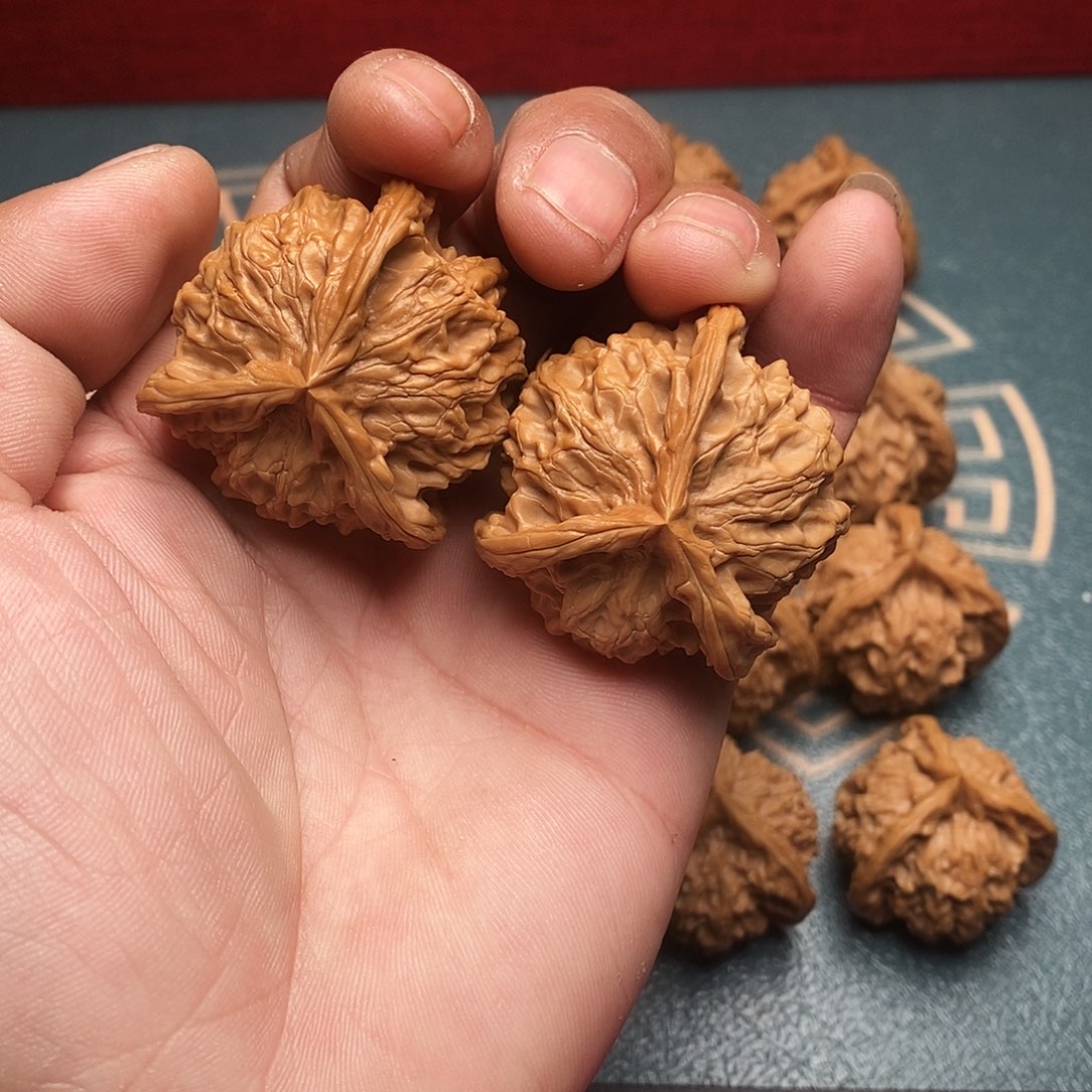 吊坠文玩核桃一图一物