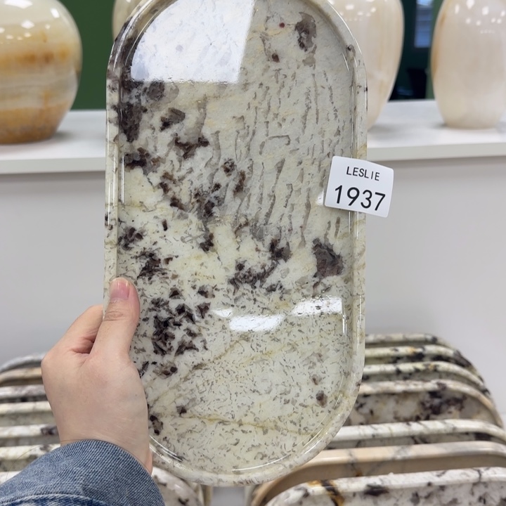 L。  1937。       