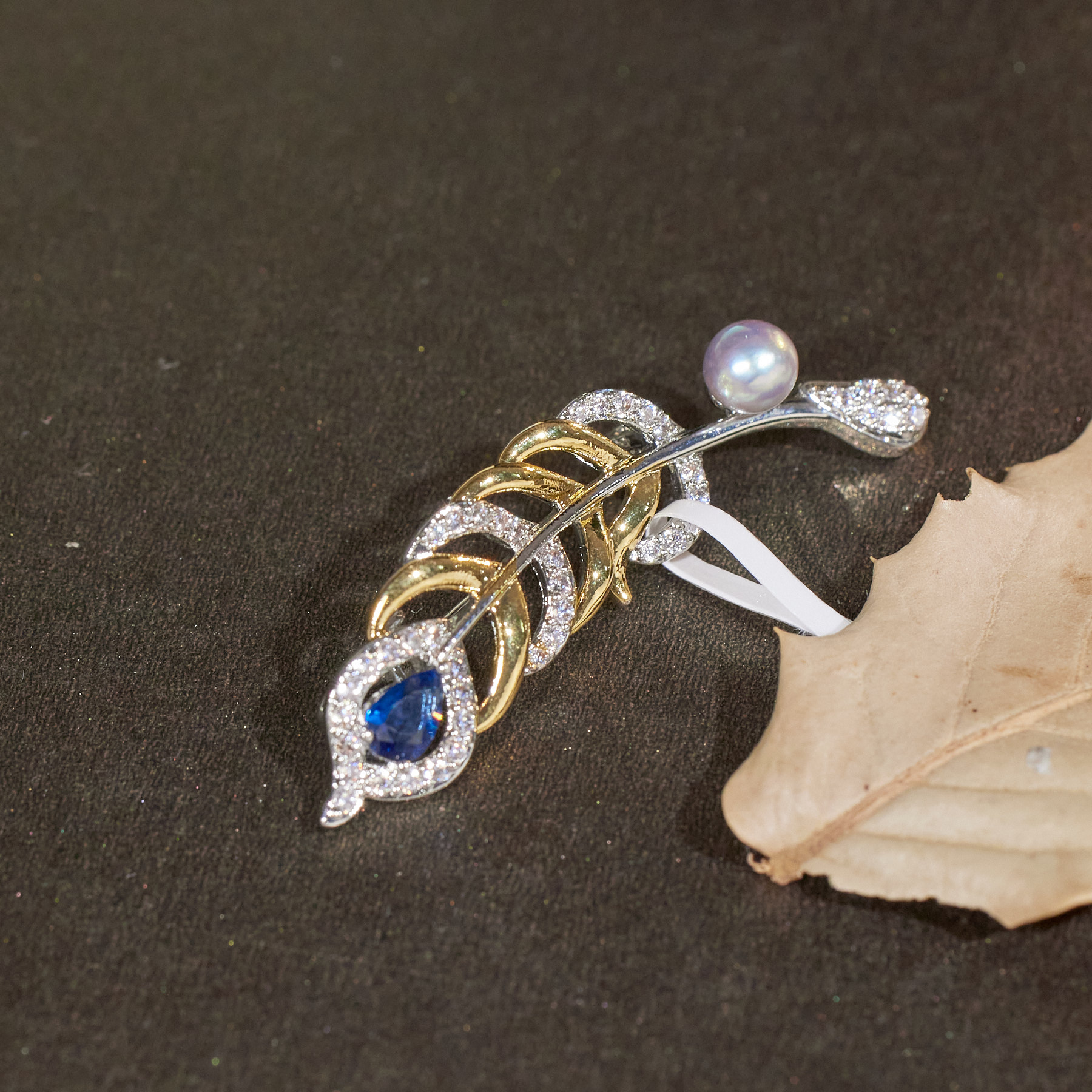 玉峰珠宝丨安娜【星澜】海水珍珠胸针*N7552多样性发其一