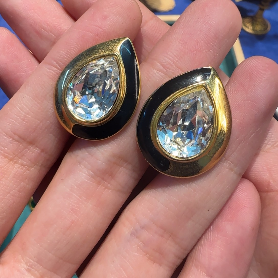 琉璃纯铜合金瑕疵