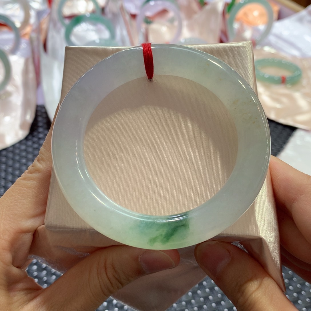 翡翠未镶嵌手镯闪购 4