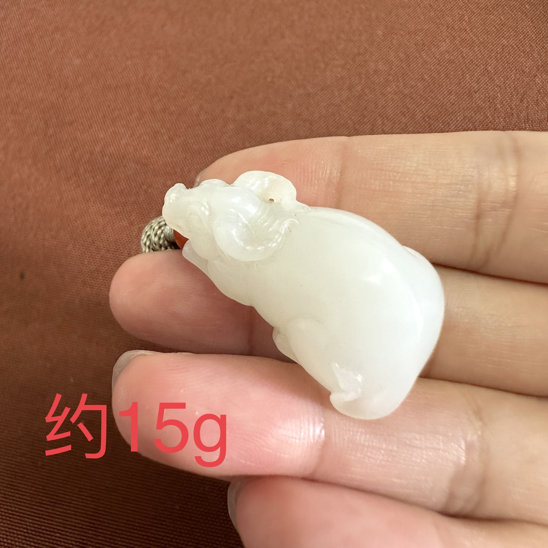 X和田玉生肖牛吊坠重量约15克