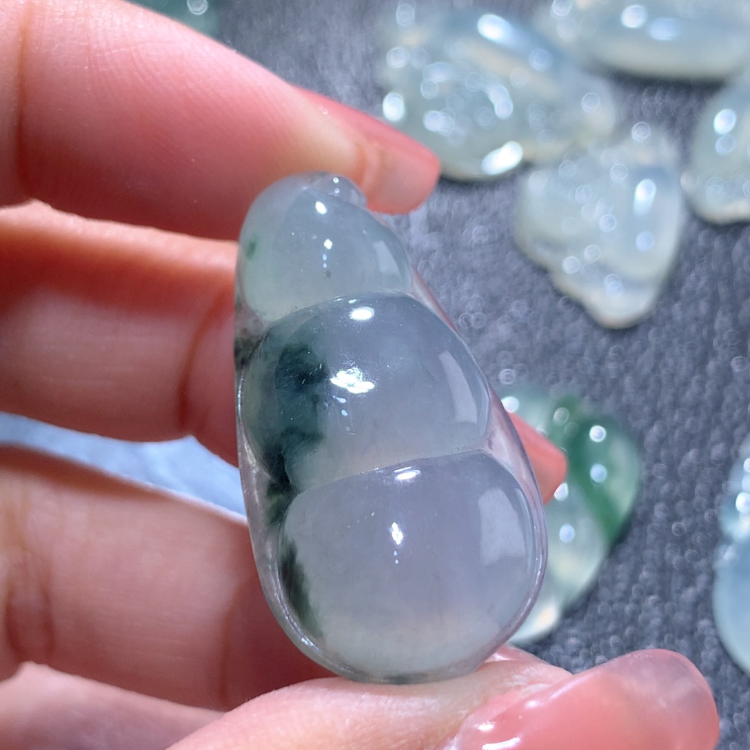 翡翠颈饰未镶嵌缅甸