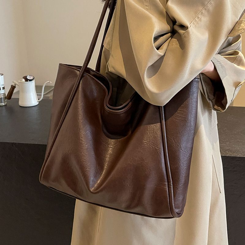 复古包包女大容量2025新款秋冬百搭简约单肩包高级质感通勤托特包