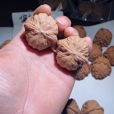 文玩核桃把件铁锤