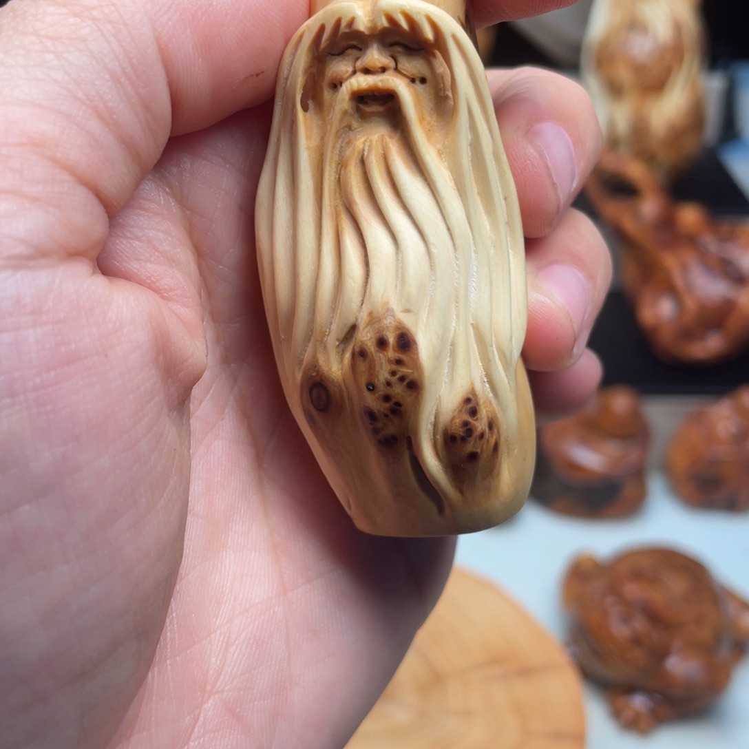 柏木（崖柏）苍**昂32552552588