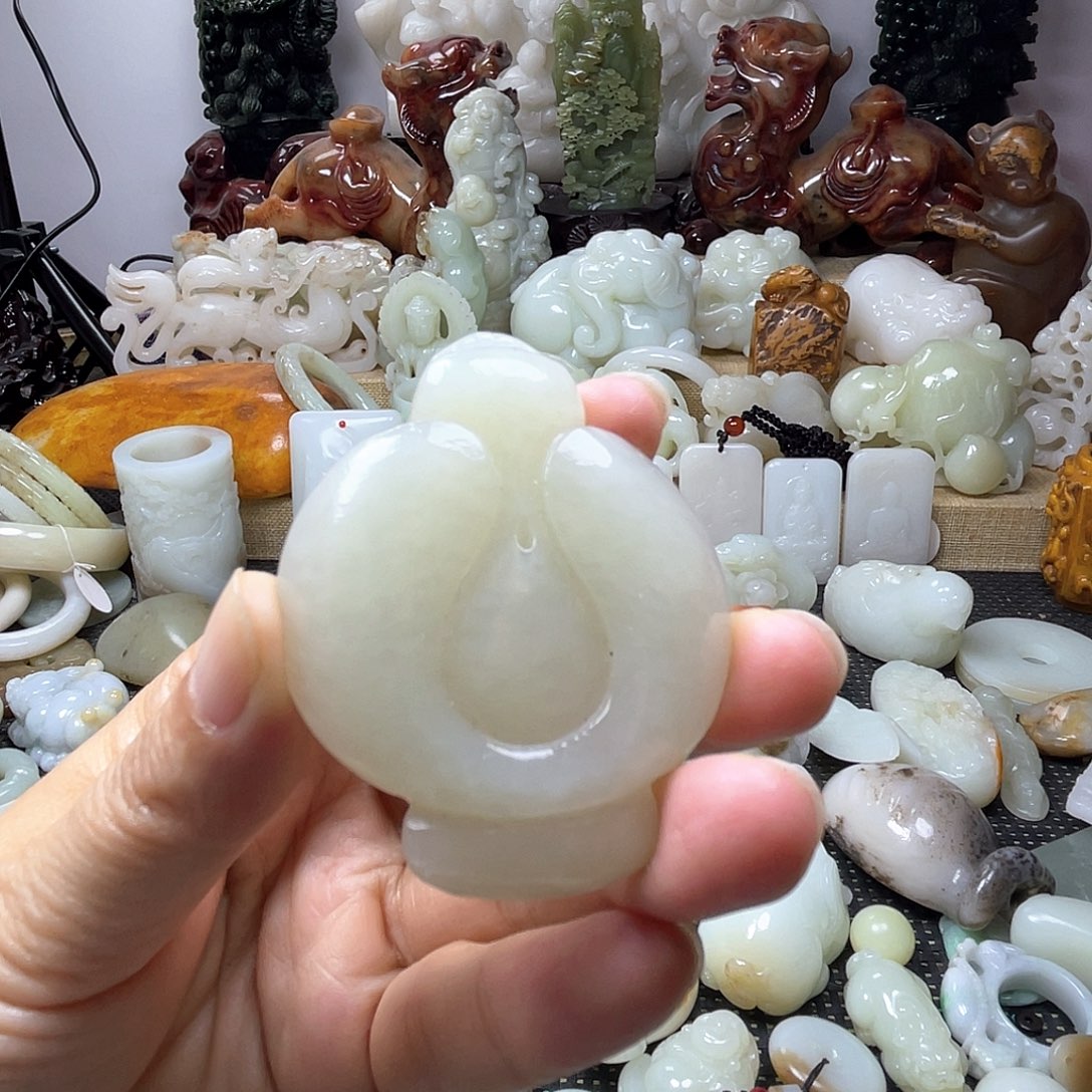 和田玉未镶嵌挂件