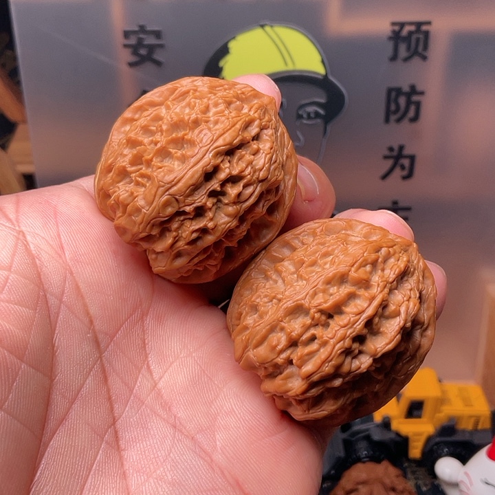 文玩核桃吊坠野牛37全品41克